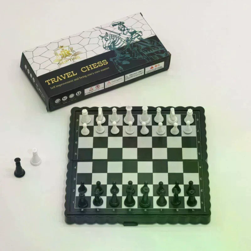 Mini Magnetisches Schachspiel  – Magnetic Travel Chess Bewertung und Preis